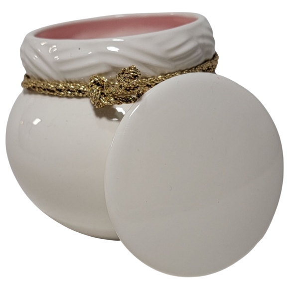 Estee Lauder Beautiful Holiday Night Ceramic Candle, Made in USA - Picture 2 of 15